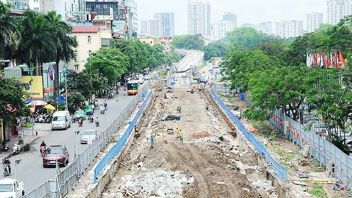 Giải ngân vốn ODA 11 tháng năm 2022 chưa được như kỳ vọng. Ảnh: NAM ANH