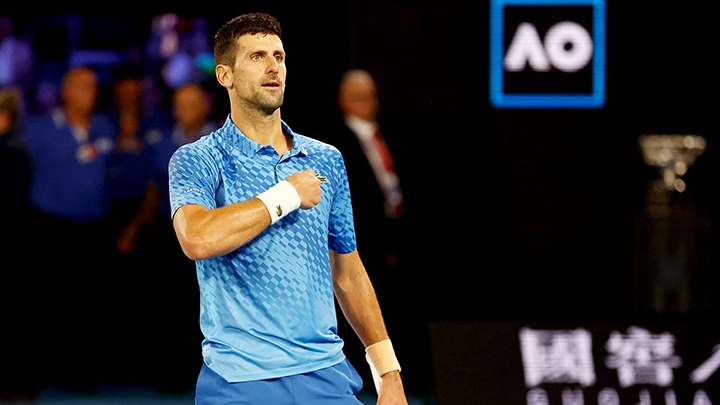 Djokovic cân bằng kỷ lục của Graf