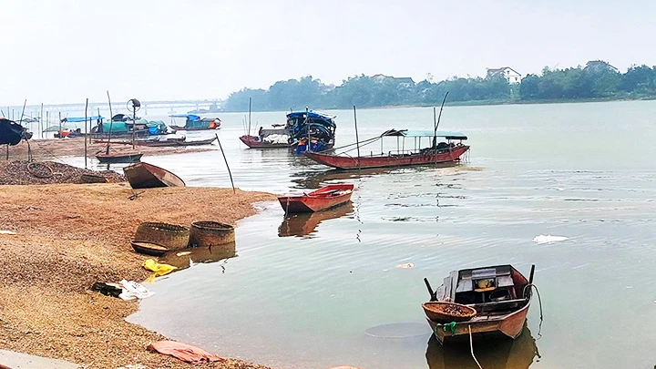 Bãi bồi làng Hến.