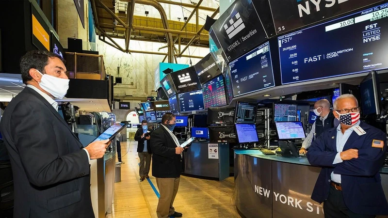 Giá vàng thế giới đạt mốc kỷ lục mới trên sàn giao dịch Mỹ. Ảnh: FOX BUSINESS