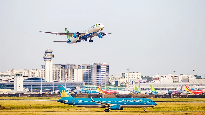 Cần giải pháp hiệu quả để ứng phó tình trạng thiếu hụt tàu bay.