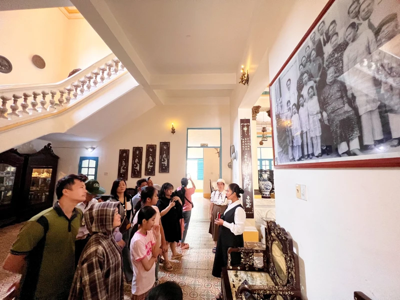 Bước sâu hơn vào nhà “công tử Bạc Liêu”