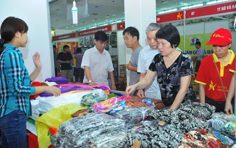 Hoạt động xúc tiến thương mại nhằm kích cầu nội địa. Ảnh: HẢI NGUYỄN