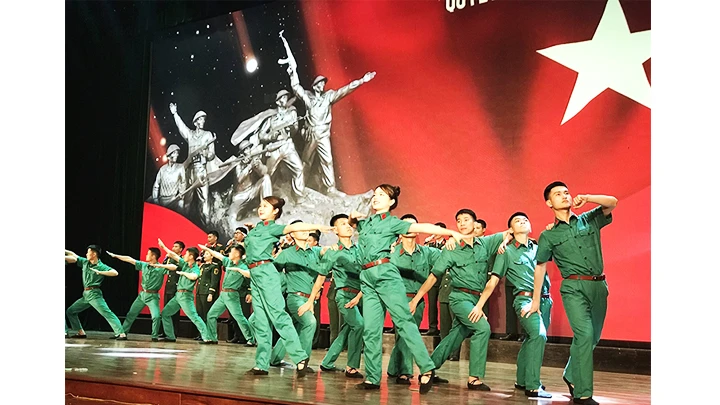 Văn hóa, trong đó có nghệ thuật, được xác định là phương tiện hữu hiệu để bồi đắp, phát triển thế hệ tương lai của đất nước. Ảnh: HOÀNG HOA