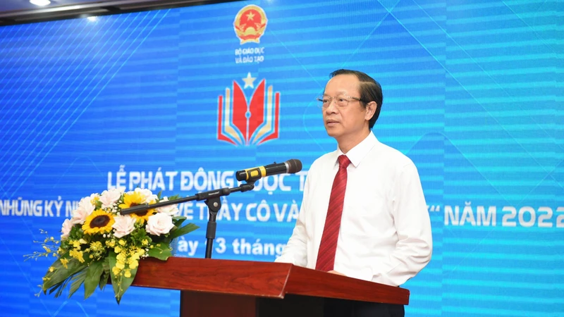 Thứ trưởng Bộ Giáo dục và Đào tạo Phạm Ngọc Thưởng.