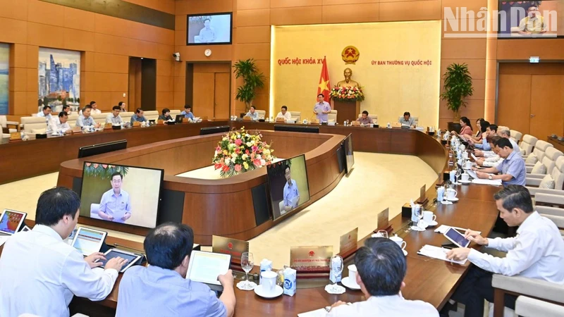 Phiên họp chuyên đề pháp luật tháng 9/2022 nhằm chuẩn bị kỹ lưỡng, bảo đảm chất lượng cao nhất các dự án luật trước khi trình Quốc hội xem xét, quyết định tại Kỳ họp thứ tư, diễn ra tháng 10/2022.