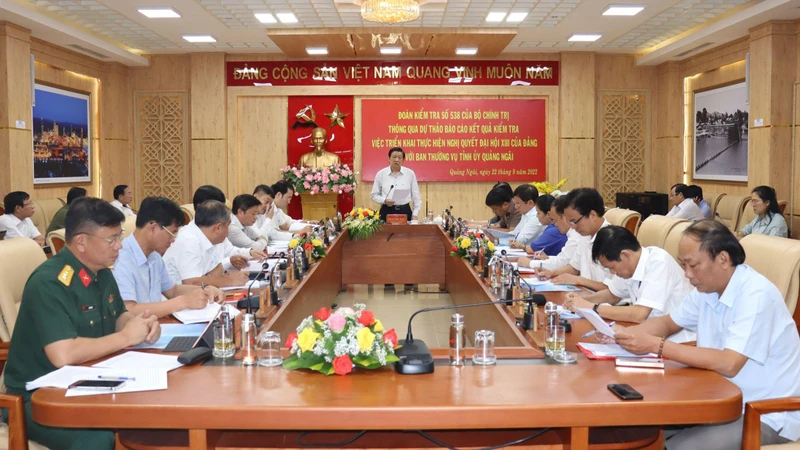 Quang cảnh buổi làm việc.