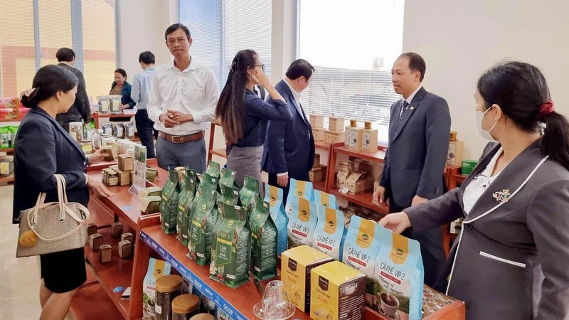 Trung tâm giới thiệu sản phẩm OCOP huyện Lạc Dương.