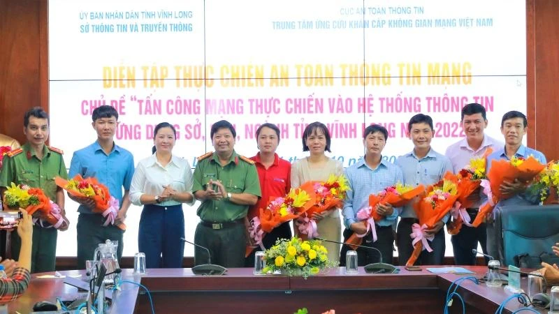 Những đội tham gia diễn tập thực chiến an ninh mạng. 