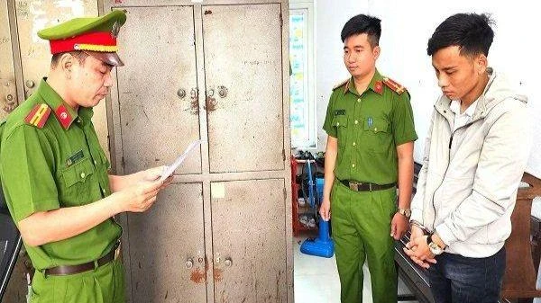 Khởi tố quản lý quán karaoke - nơi phát hiện 57 người dương tính với chất ma túy. (Ảnh: Công an cung cấp)