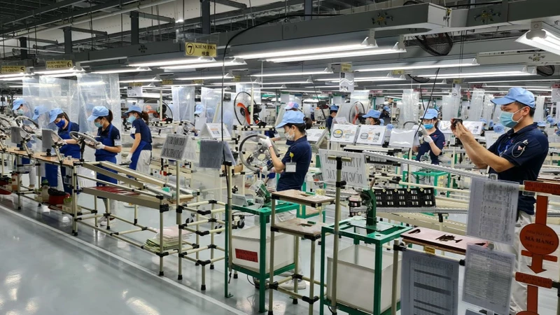 Công ty Toyoda Gosei (tỉnh Thái Bình) dự kiến chi thưởng Tết cao nhất cho người lao động là 100 triệu đồng.