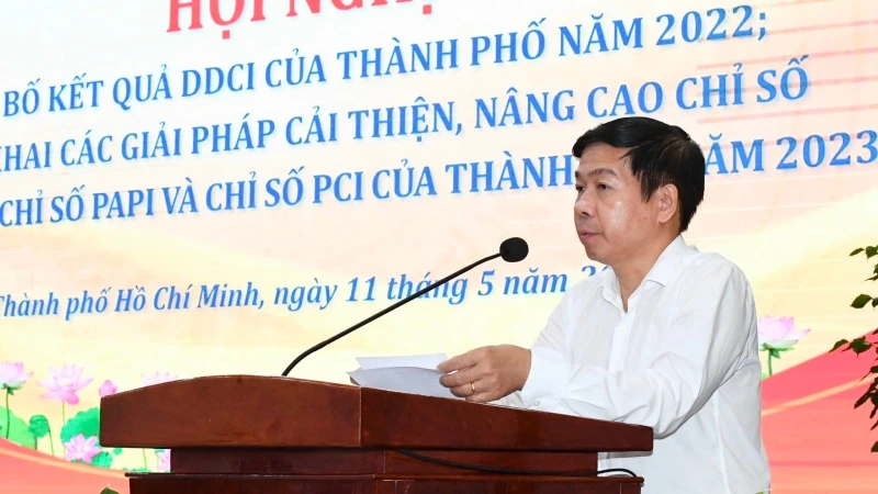 Phó Giám đốc Sở Kế hoạch và Đầu tư thành phố Đào Minh Chánh triển khai kế hoạch khắc phục hạn chế, cải thiện chỉ số năng lực cạnh tranh cấp tỉnh (PCI) năm 2023 của thành phố. (Ảnh: Việt Dũng)