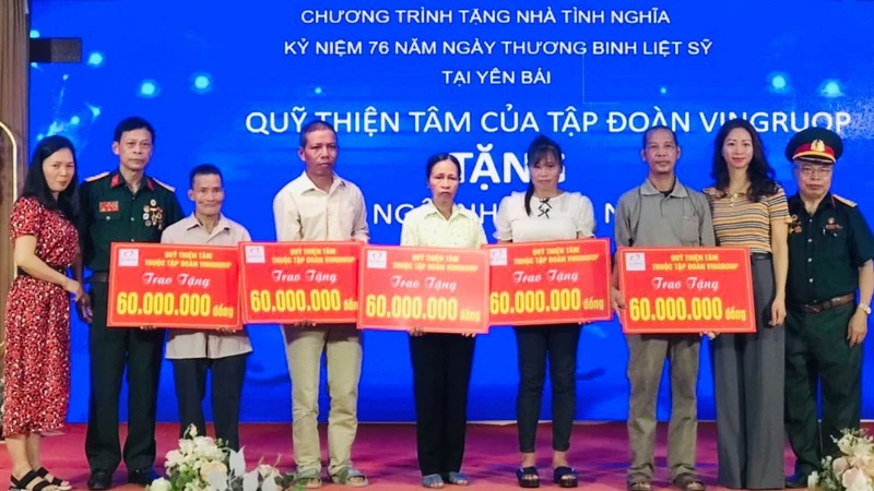 Quỹ Thiện Tâm trao tặng nhà tình nghĩa cho các gia đình chính sách tại tỉnh Yên Bái.