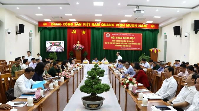 Quang cảnh hội thảo khoa học.