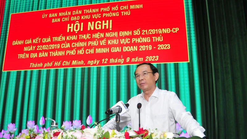 Đồng chí Nguyễn Văn Nên, Ủy viên Bộ Chính trị, Bí thư Thành ủy Thành phố Hồ Chí Minh phát biểu chỉ đạo tại Hội nghị.