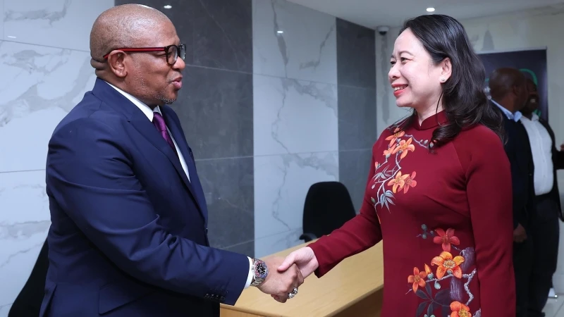 Phó Chủ tịch nước Võ Thị Ánh Xuân hội kiến Tổng Thư ký Đảng Đại hội dân tộc Phi Fikile Mbalula