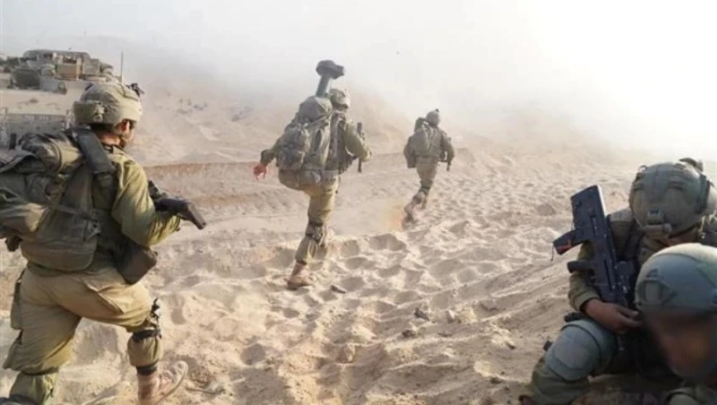 Binh sỹ Israel triển khai chiến dịch trên bộ chống lực lượng Hamas ở Dải Gaza ngày 7/11/2023. (Ảnh: THX/TTXVN)