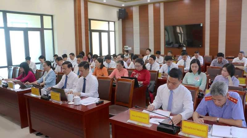 Kỳ họp thứ 25 Hội đồng nhân dân huyện Cô Tô.