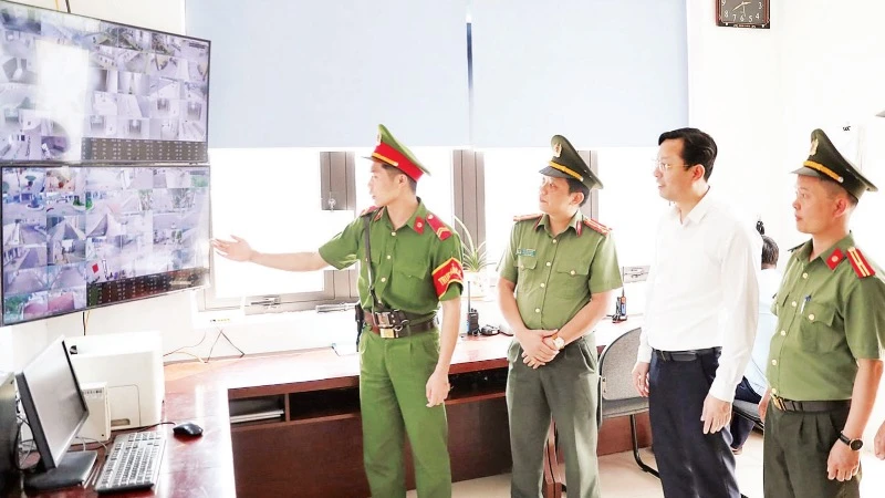 Cán bộ, chiến sĩ an ninh kinh tế Công an tỉnh Sơn La là lực lượng nòng cốt trong bảo đảm an ninh kinh tế trên lĩnh vực ngân hàng của tỉnh.