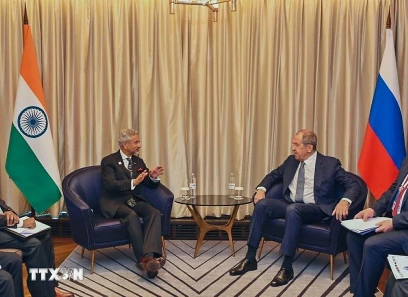 Ngoại trưởng Nga Sergey Lavrov (phải) và người đồng cấp Ấn Độ Subrahmanyam Jaishankar tại cuộc họp báo ở Astana, Kazakhstan ngày 3/7/2024. (Ảnh: ANI/TTXVN)