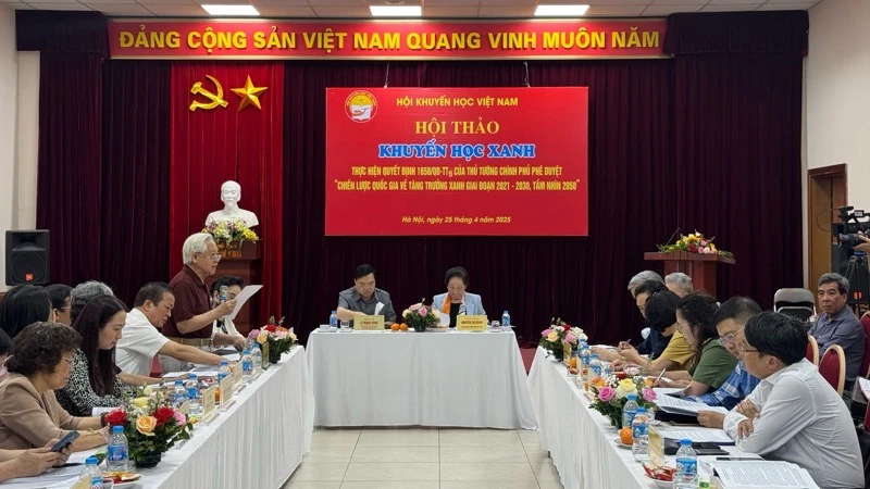 Toàn cảnh hội thảo Khuyến học xanh. 