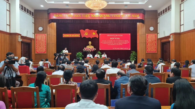 Hội nghị tổng kết các quyết định, quy định của Trung ương về công tác giám sát và phản biện xã hội.