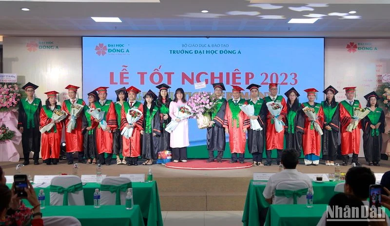 Nhiều sinh viên Trường đại học Đông Á Đà Nẵng có việc làm tại Nhật Bản. 