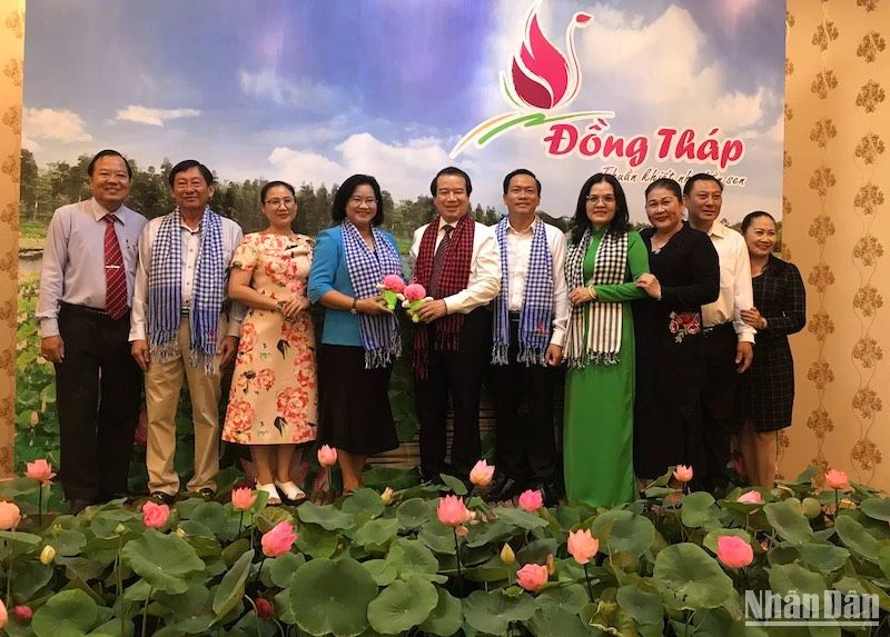 Các đại biểu tham dự Hội nghị xúc tiến, quảng bá du lịch đồng bằng sông Cửu Long với các tỉnh, thành phố miền trung, chiều 18/8. (Ảnh: ANH ĐÀO)