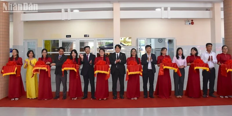 Đà Nẵng khánh thành Bếp ăn mẫu cho học sinh tiểu học do Chính phủ Nhật Bản tài trợ. 