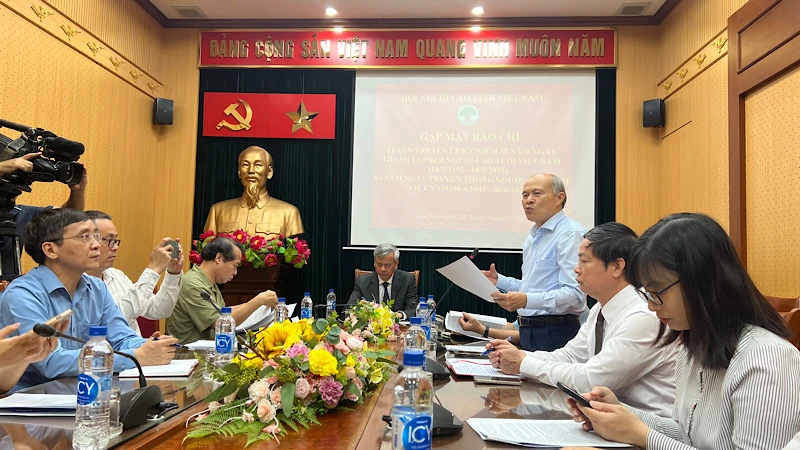 Hội Người cao tuổi Việt Nam tổ chức họp báo thông tin về lễ kỷ niệm 30 năm Ngày thành lập Hội.