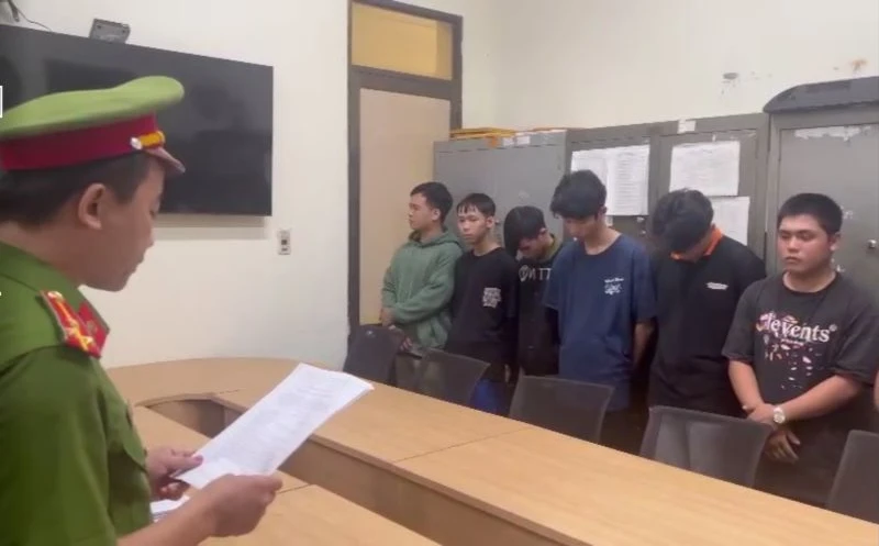 Công an thị xã Phú Mỹ đã khởi tố bị can 6 đối tượng “Gây rối trật tự công cộng” (Ảnh CA thị xã Phú Mỹ).