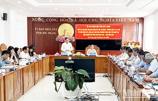 Quang cảnh buổi làm việc của Đoàn công tác với lãnh đạo tỉnh Sóc Trăng.