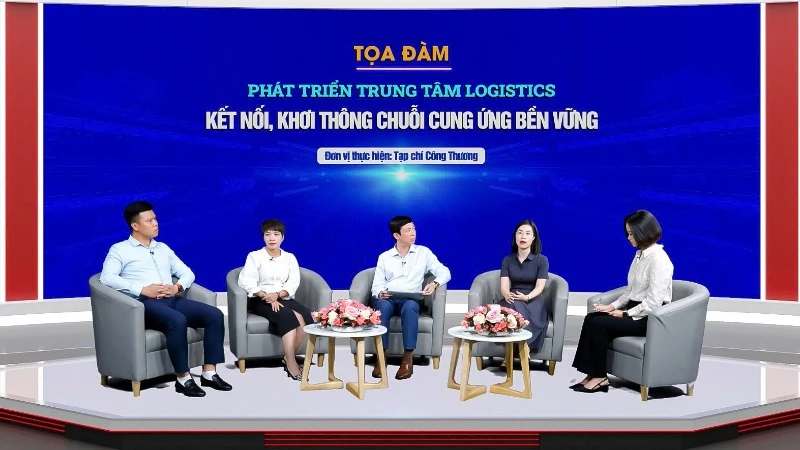 Các chuyên gia chia sẻ tại tọa đàm về logistics ngày 29/5 do Tạp chí Công thương tổ chức. 