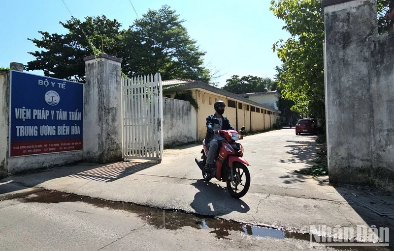 Đến chiều 16/6 đã có 13 lãnh đạo, bác sĩ Viện Pháp y tâm thần Trung ương Biên Hòa bị C02 triệu tập và bắt giữ.