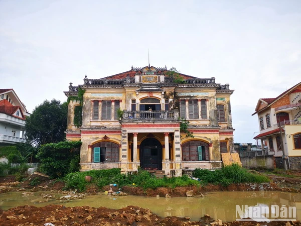 Cần tìm phương án bảo tồn biệt thự cổ trăm năm tuổi ở Biên Hòa