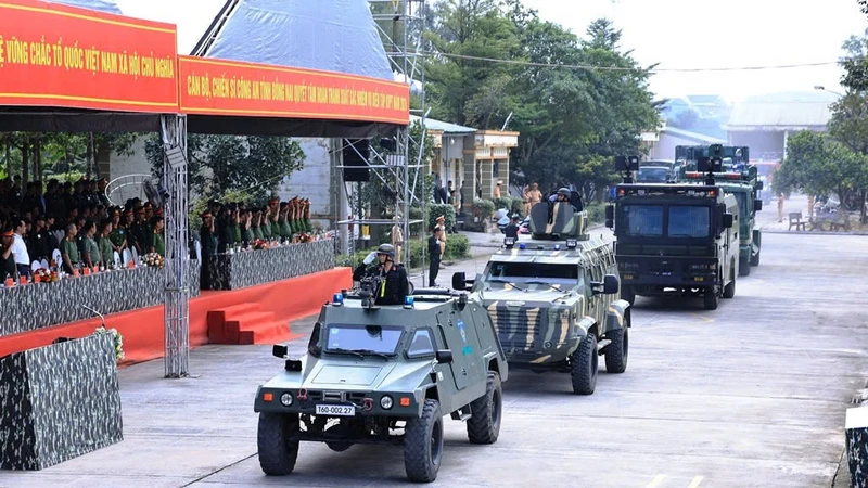 Phương tiện hiện đại được huy động tham gia diễn tập khu vực phòng thủ tỉnh Đồng Nai năm 2024.