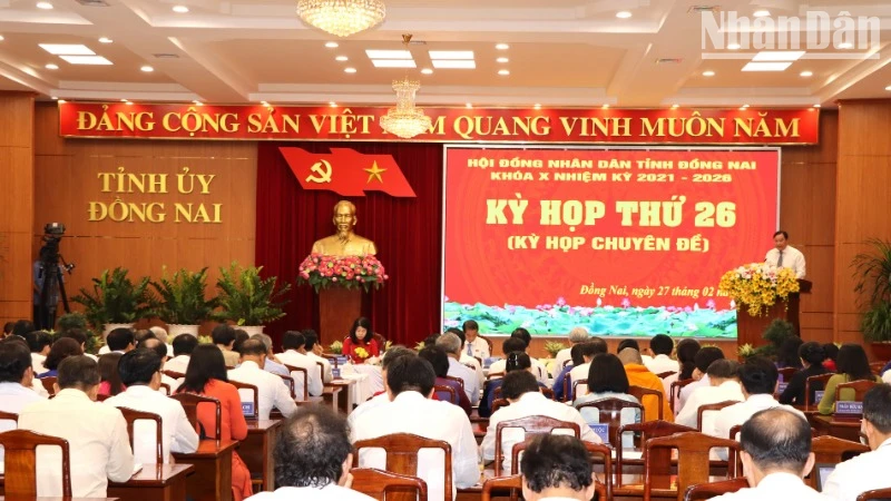 Quang cảnh kỳ họp