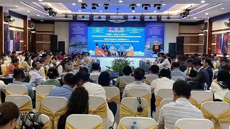 Quang cảnh hội nghị.