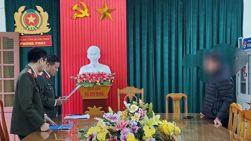 Phòng An ninh chính trị nội bộ, Công an Quảng Bình công bố quyết định xử phạt vi phạm hành chính 1 trường hợp vi phạm.