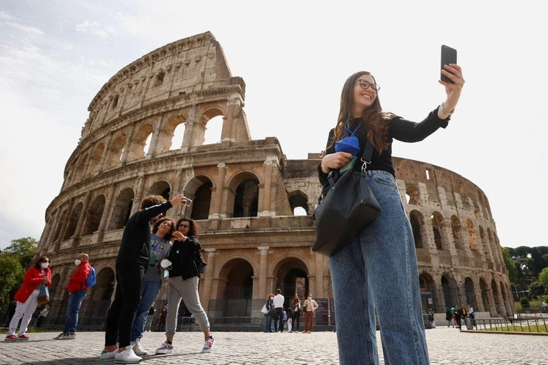 Tốc độ tăng trưởng cao trong quý II/2022 đánh dấu quý thứ sáu liên tiếp nền kinh tế Italia có mức tăng trưởng dương. (Ảnh: Reuters)