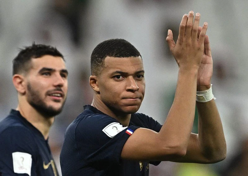 Kylian Mbappe rực sáng trong chiến thắng 3-1 của Pháp trước Ba Lan với cú đúp bàn thắng và 1 pha kiến tạo. (Ảnh: Reuters)