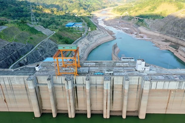 Cung ứng điện phía bắc vẫn gặp khó khăn do nước về nhiều hồ thủy điện lớn còn thấp. (Ảnh minh họa: TTXVN)
