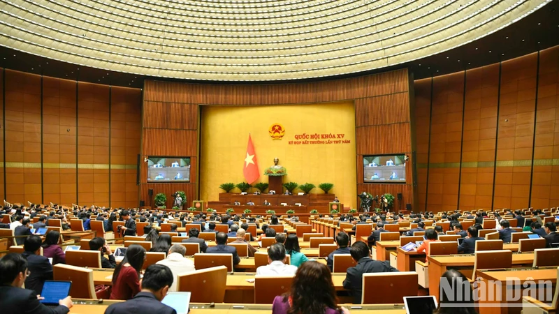 Quang cảnh phiên họp của Quốc hội sáng 16/1. (Ảnh: DUY LINH)
