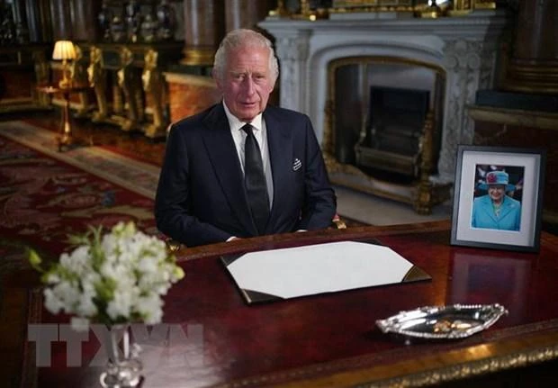 Nhà Vua Anh Charles III trong bài phát biểu đầu tiên được truyền hình trên cả nước và trong khối Thịnh Vượng chung, tại London, ngày 9/9/2022. (Ảnh: AFP/TTXVN) 
