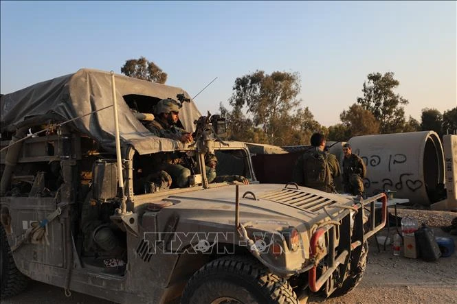 Binh sĩ Israel được triển khai tại khu vực miền Nam nước này, giáp giới với Dải Gaza, ngày 7/4/2024. (Ảnh: THX/TTXVN)
