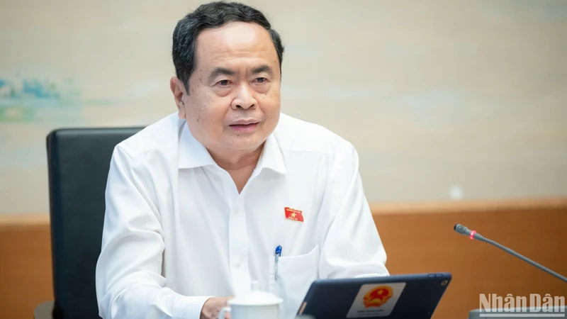 Phát biểu tại thảo luận tổ về “Chương trình mục tiêu quốc gia về phát triển văn hóa giai đoạn 2025-2035”, Ủy viên Bộ Chính trị, Chủ tịch Quốc hội Trần Thanh Mẫn lưu ý chương trình phải nêu rõ cơ chế đầu tư các thiết chế văn hóa.