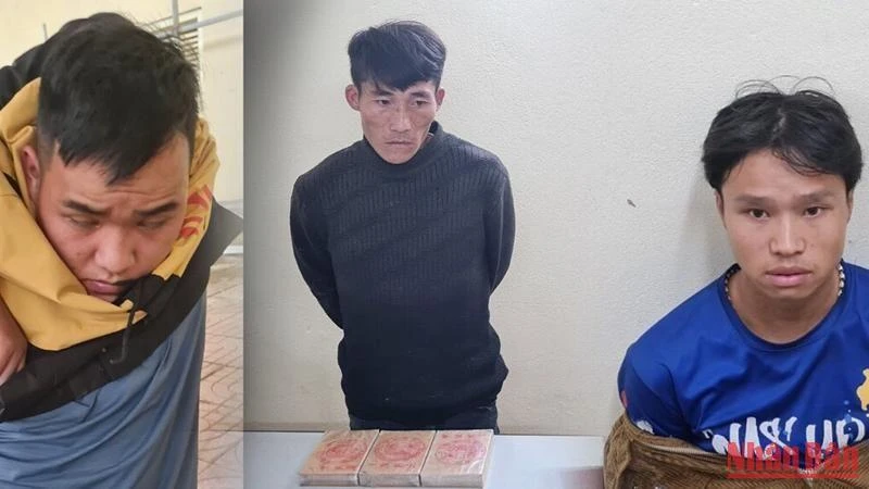 Các đối tượng trong chuyên án ĐB822.2 và tang vật 3 bánh heroin.