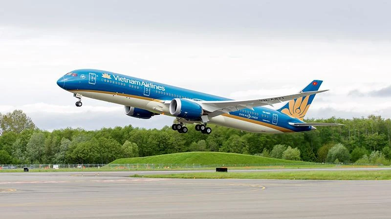 Vietnam Airlines hủy, lùi giờ nhiều chuyến bay do bão Sơn Ca 