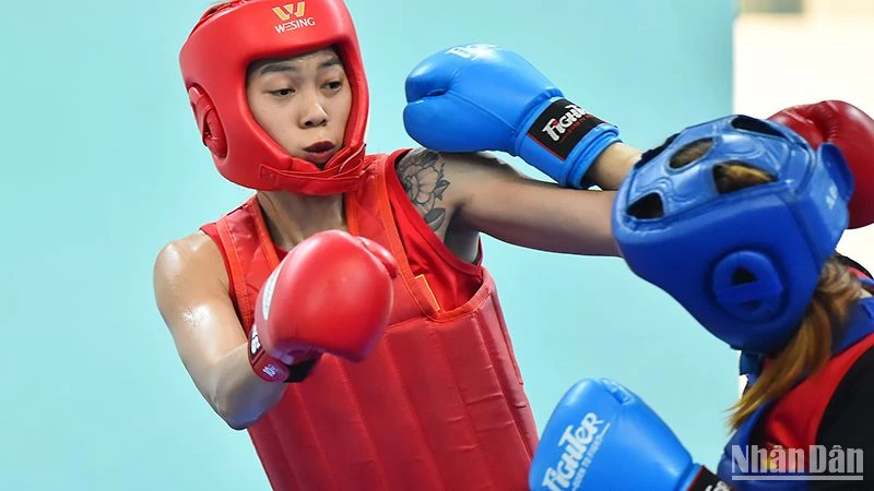 Đội tuyển quốc gia môn Kun Bokator Việt Nam được thành lập từ đầu tháng 3/2023, ông Lê Công Bút làm huấn luyện viên trưởng cùng 15 vận động viên được lựa chọn kỹ càng, tiêu biểu đại diện cho võ thuật cổ truyền Việt Nam.