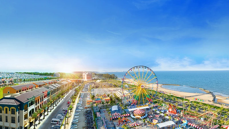 Đô thị kinh tế du lịch NovaWorld Phan Thiet đã vận hành giai đoạn 1 với nhiều tiện ích thu hút hàng trăm ngàn lượt khách đến tham quan và trải nghiệm.